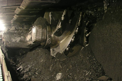 波蘭煤礦現(xiàn)場正在進(jìn)行太陽能項目